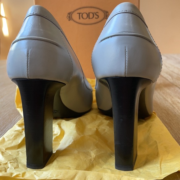 Tod’s Women’s Leather Gray Block Black Heel Size 38 - Picture 9 of 14